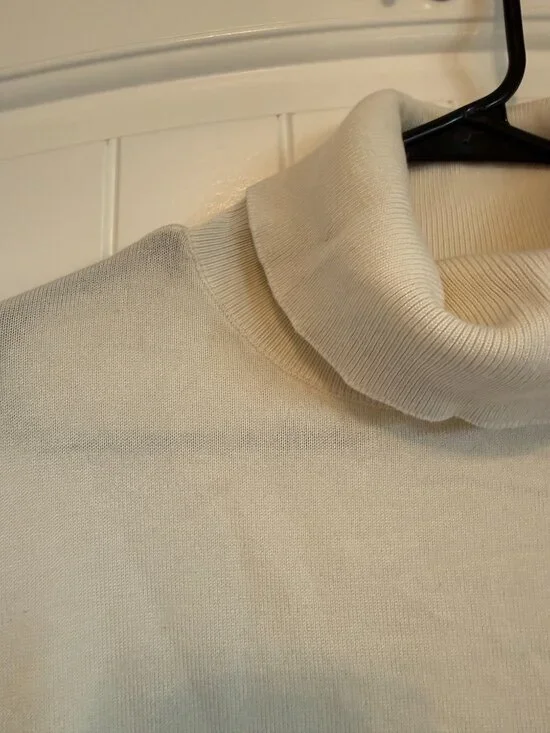 Classic cream turtleneck long sleeve sweater. - Picture 3 of 6